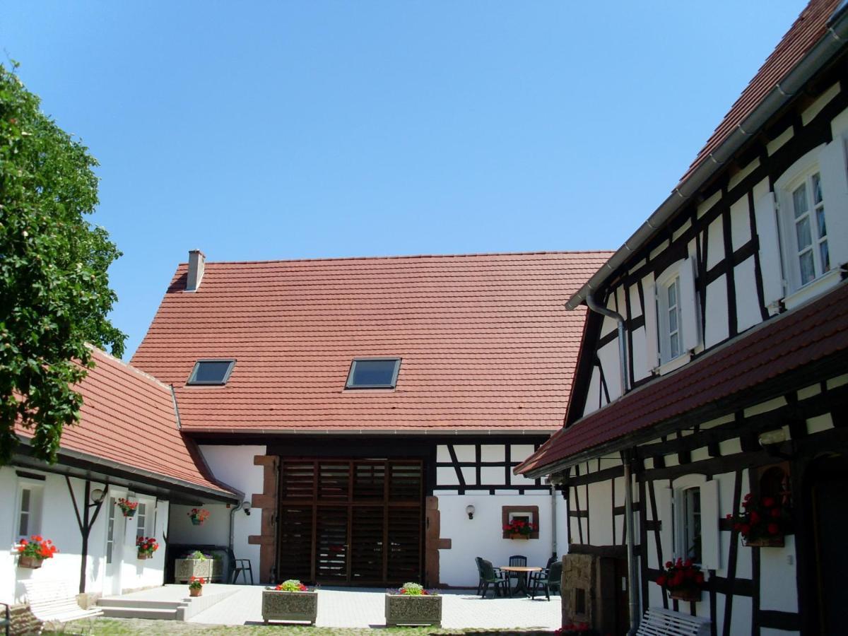 Gites Et Chambres D'Hotes Maison Ungerer Hunspach Экстерьер фото